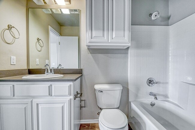 Building Photo - Beautiful New Construction Home!