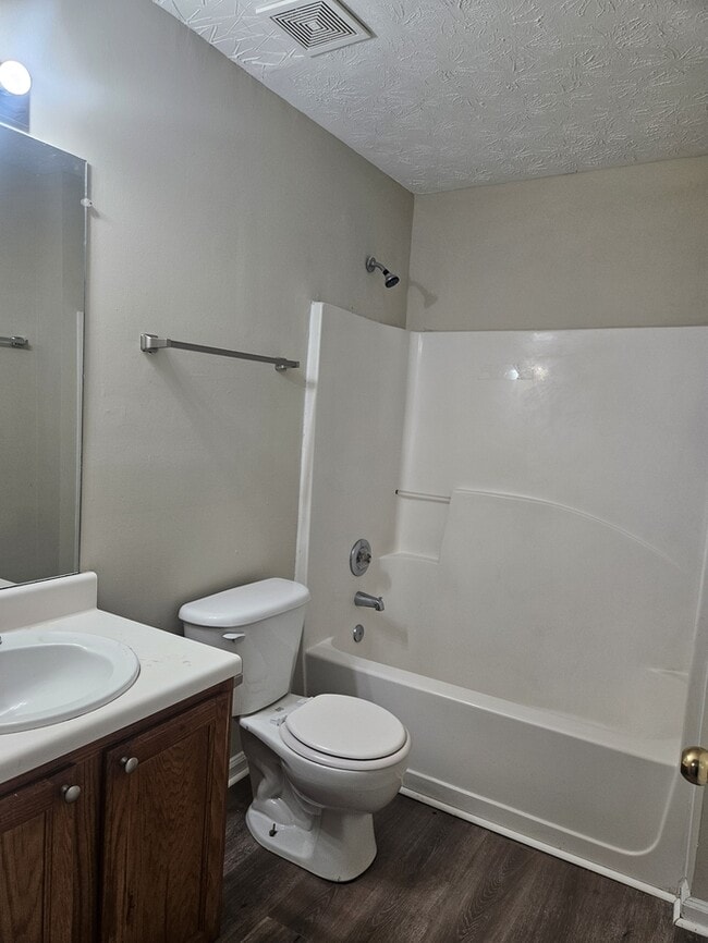 Building Photo - 1104 Micha Way