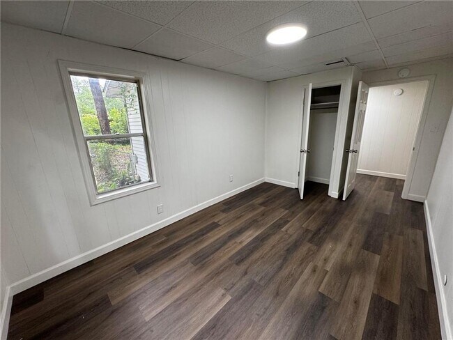Building Photo - 2855 Gill Rd