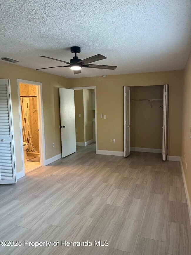 Building Photo - 12474 Drayton Dr