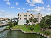 Building Photo - 1302 Marina Bay Dr