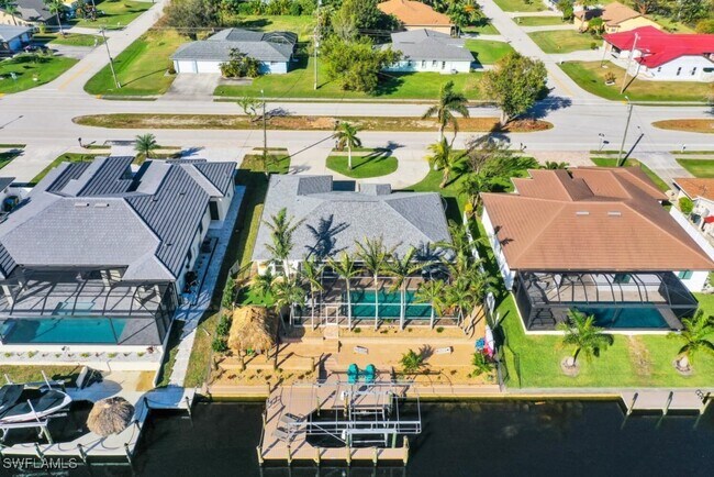 Building Photo - 4407 Pelican Blvd