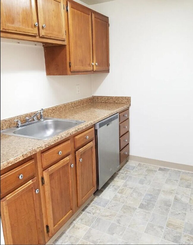 Building Photo - 10725 Myers Way S