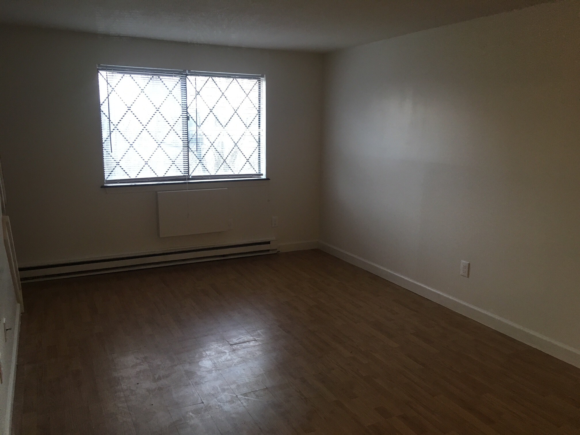 Building Photo - 356 Waterville St