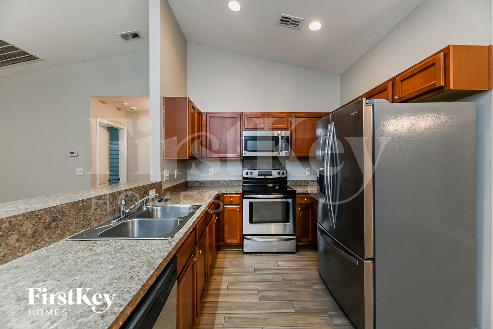 Building Photo - 215 Coosawatchie St