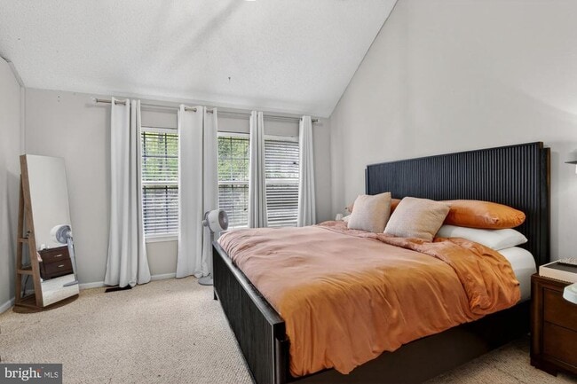 Building Photo - 313 Sage Ln