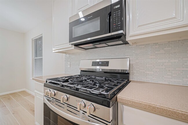 Building Photo - 11615 Standing Pine Ln