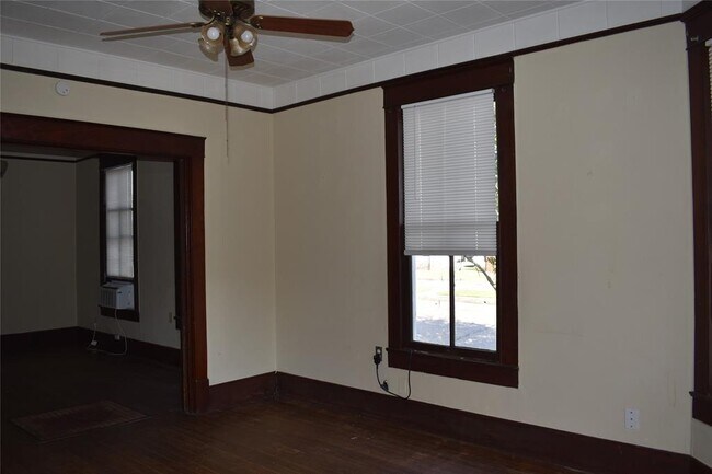 Building Photo - 2101 37th St