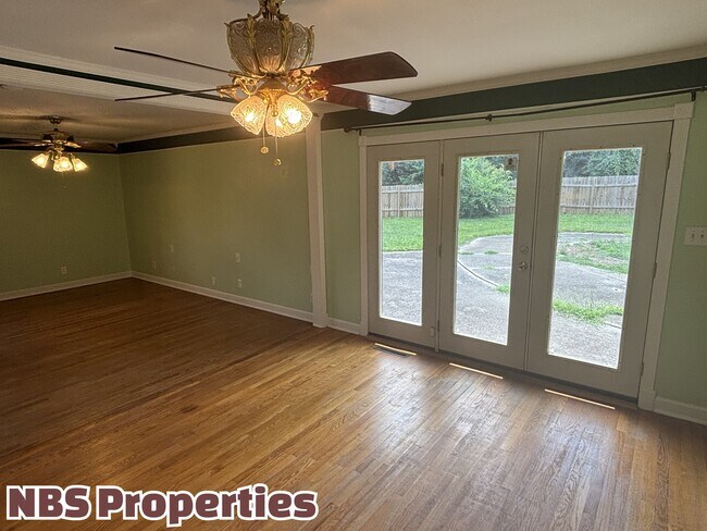 Building Photo - 6919 Haverhill Dr NW