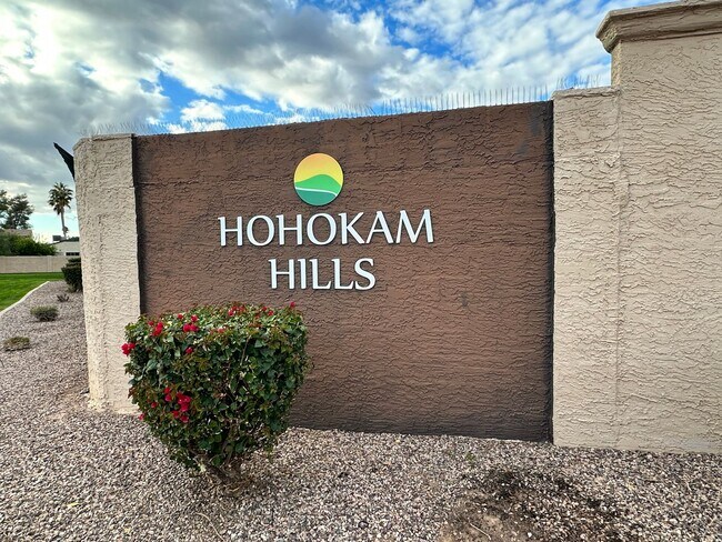 Building Photo - North East Mesa 3 bed 2.5 bath - Beautiful Interior Remodel!! AVAILABLE NOW!