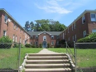 Primary Photo - 315 Winthrop Ave