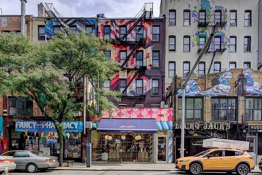 Building Photo - 130 Allen St