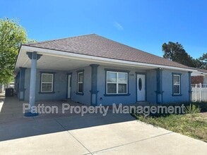 Building Photo - 746 N Williams St