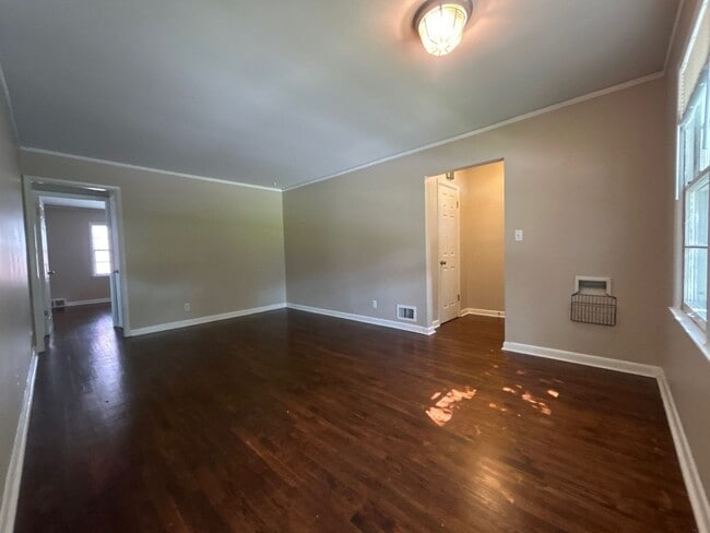 Building Photo - 5801 Lafayette Ave