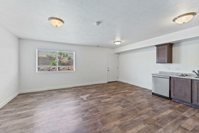 Living Room - Herriman Townhomes - FC