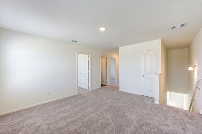 Building Photo - 10207 Purple Daphne Ln