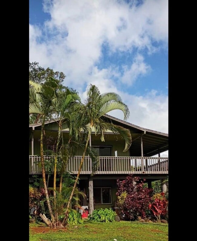 Building Photo - 6488 Puupilo Rd