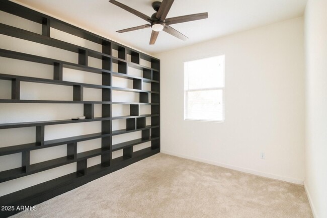 Building Photo - 4269 W Coneflower Ln