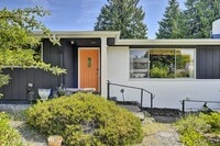 Building Photo - 7/1 Kent East Hill 4 bedroom rambler with ...