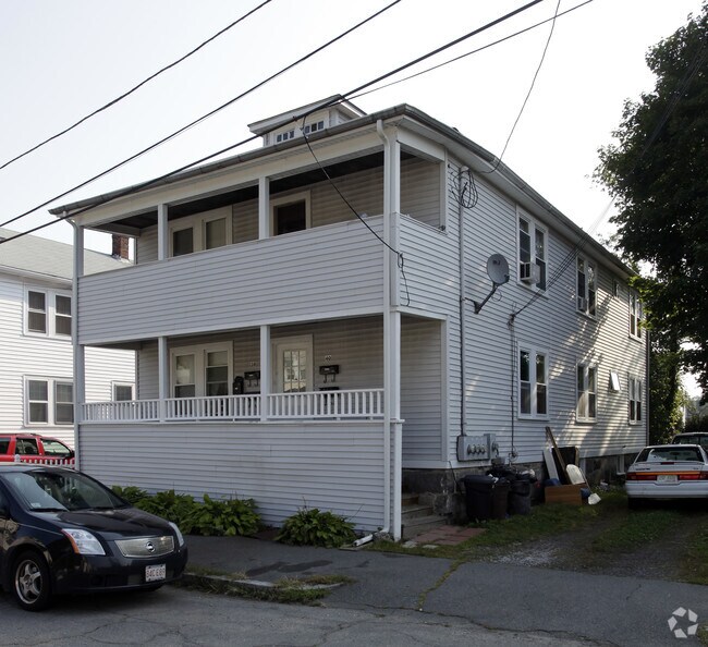 Primary Photo - 38-40 Grossman St
