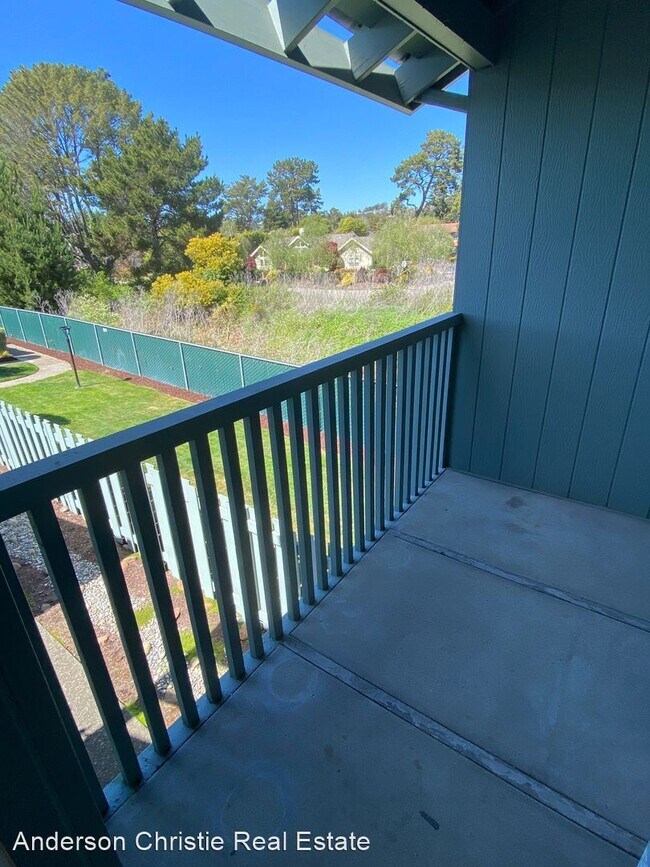 Building Photo - 2 br, 2 bath House - 1021 Via Tornasol