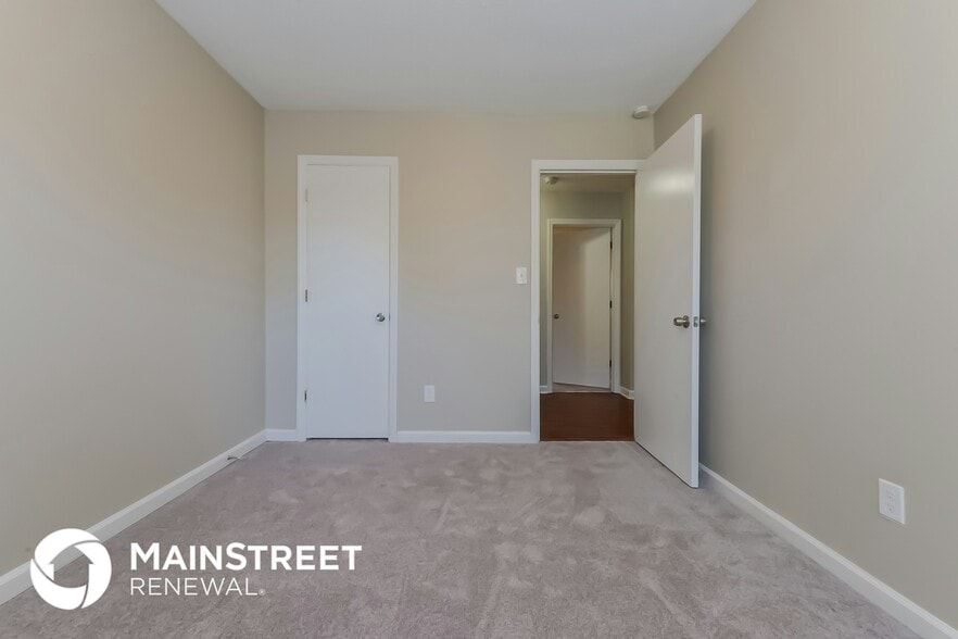 Building Photo - 2144 Marbut Farms Entry