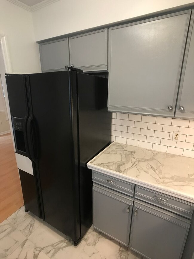 Building Photo - 1 Pointer Pl