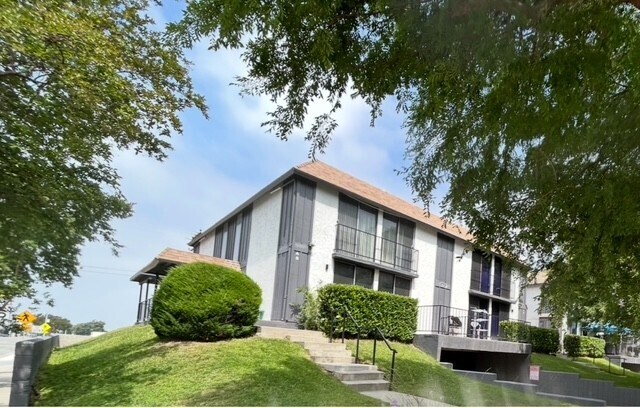 Building Photo - 1603 E Cypress St