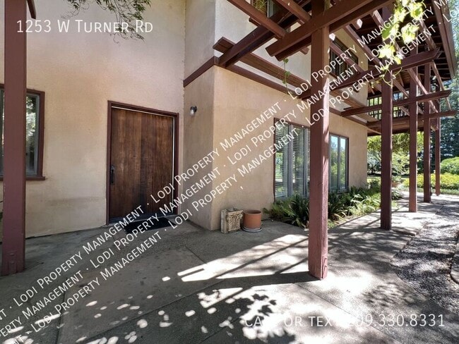 Building Photo - 1253 W Turner Rd