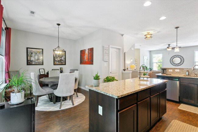 Building Photo - 105 Prosperity Ct