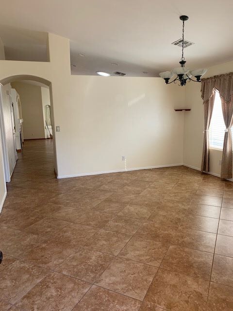Building Photo - 2461 E Stone Stable Dr