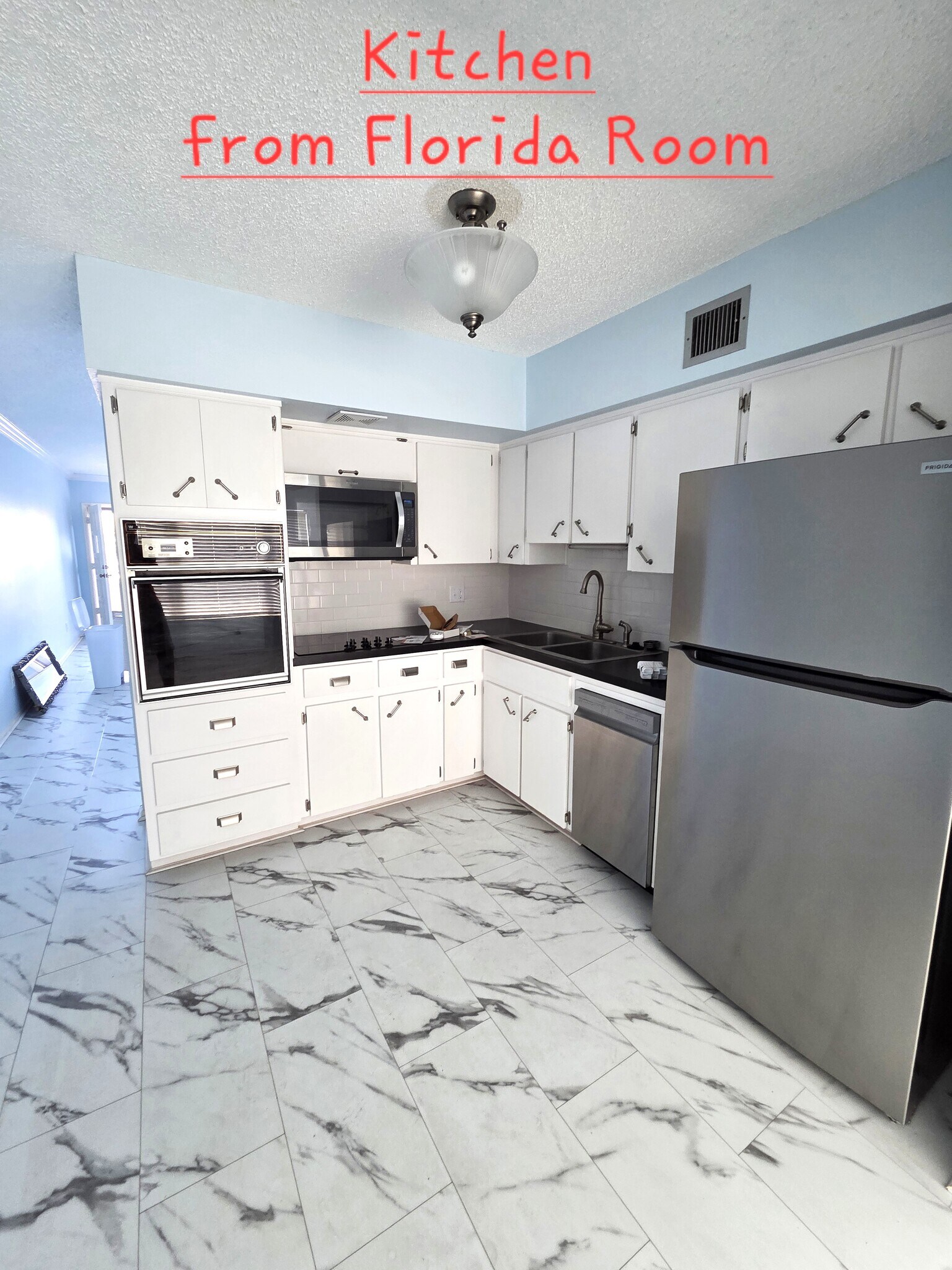 Building Photo - 2311 Brisbane St