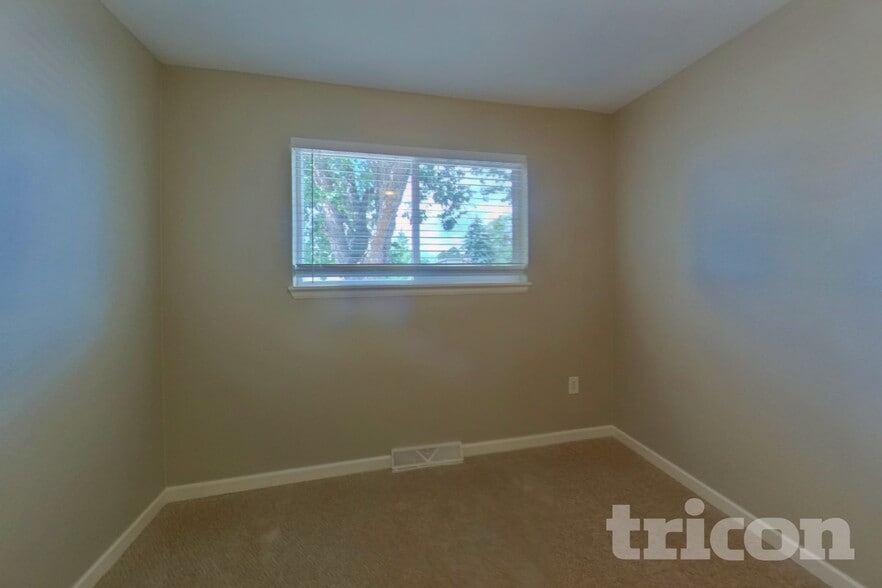 Building Photo - 4615 El Camino Dr