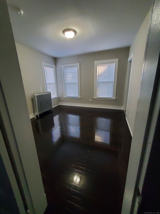 Building Photo - 432 Dixwell Ave