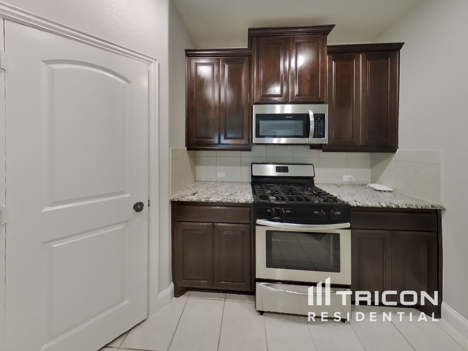 Building Photo - 509 Dogwood Dr