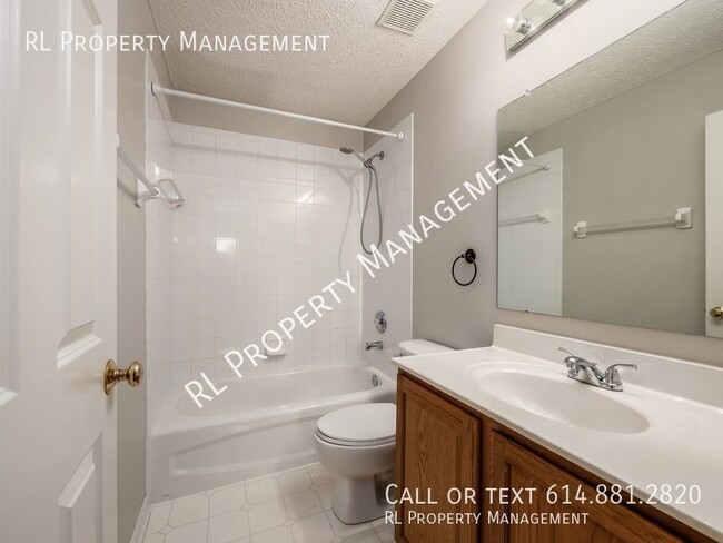 Building Photo - Beautiful 4 bedroom 2.5 bathroom home in M...