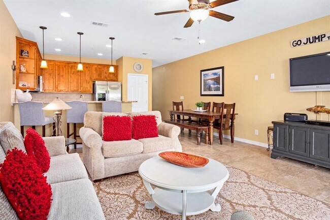 Building Photo - 540 River Run