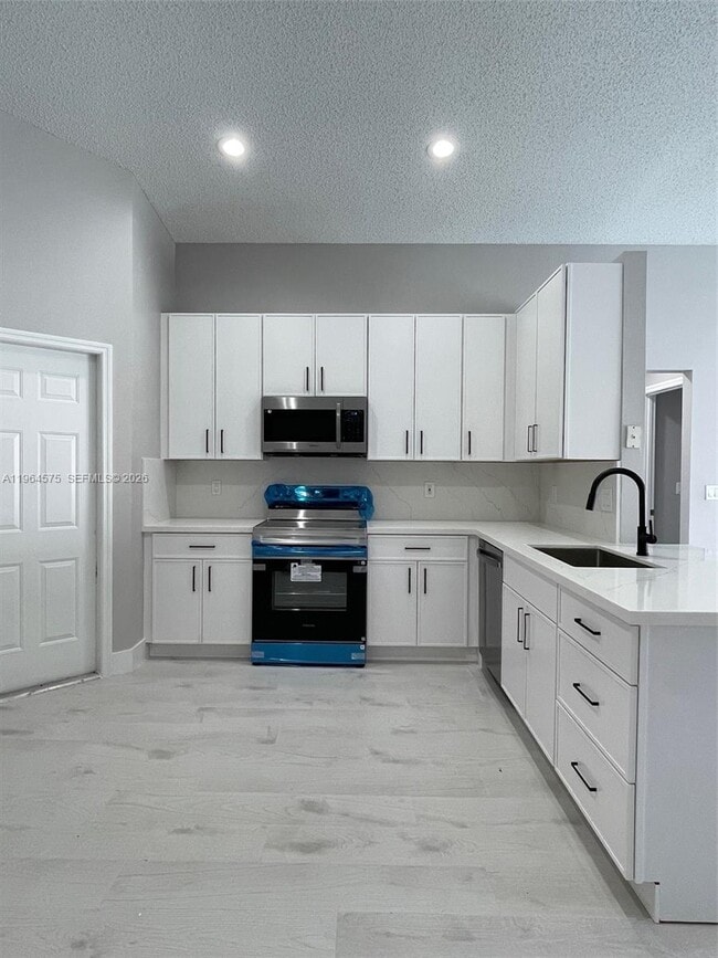 Building Photo - 1748 SW 108th Way