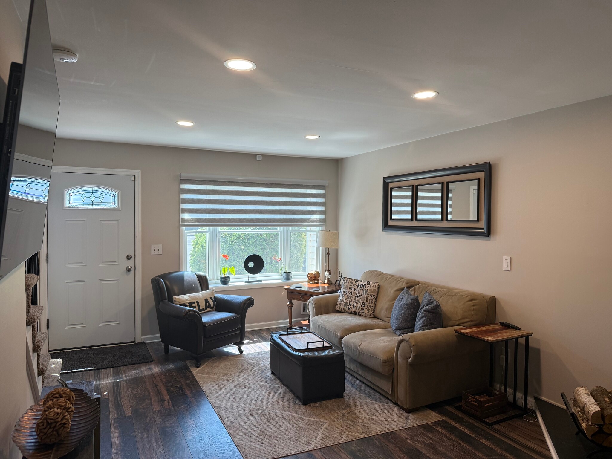 Building Photo - 118 N Bridge St