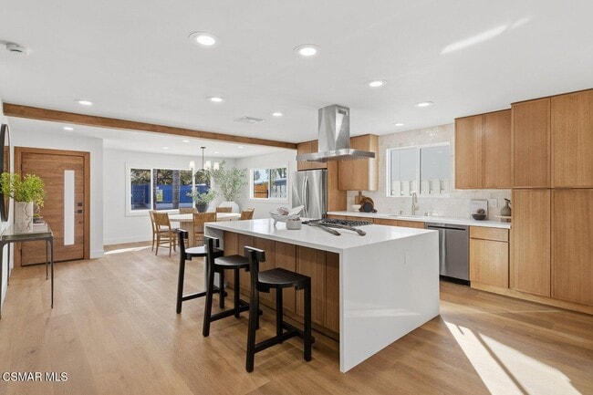 Building Photo - 6655 Lederer Ave