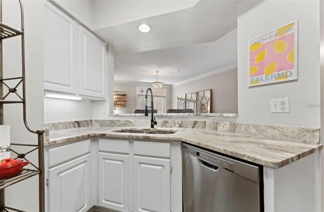 Building Photo - 1203 Bay Club Cir