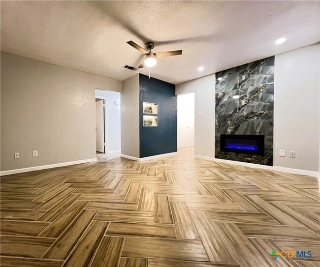 Primary Photo - 303 Erby Ave