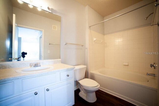 Building Photo - 17920 Villa Creek Dr