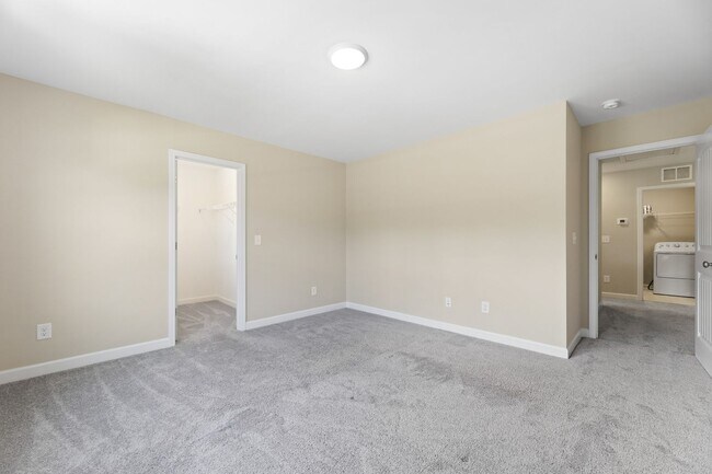 Building Photo - Elegant Home in Oyster Landing