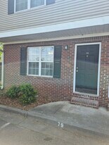 Building Photo - 79 Point Place Dr