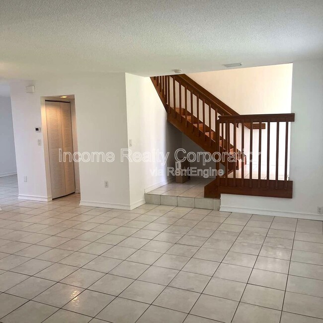 Building Photo - 13768 SW 149th Cir Ln