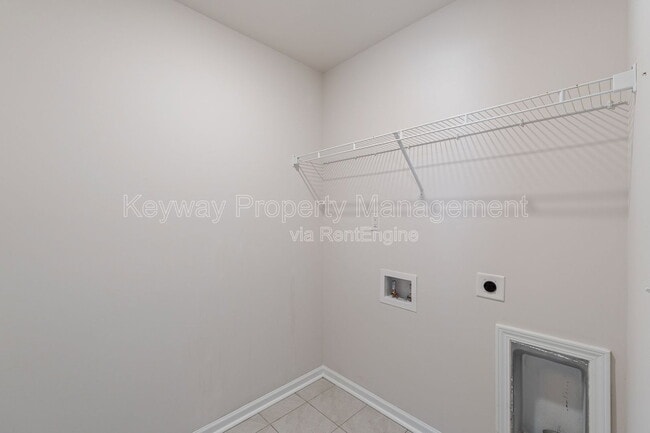 Building Photo - 4136 Thimbleberry Dr