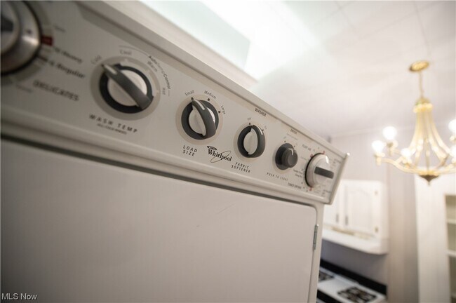 Building Photo - 641 Wheeling Ave