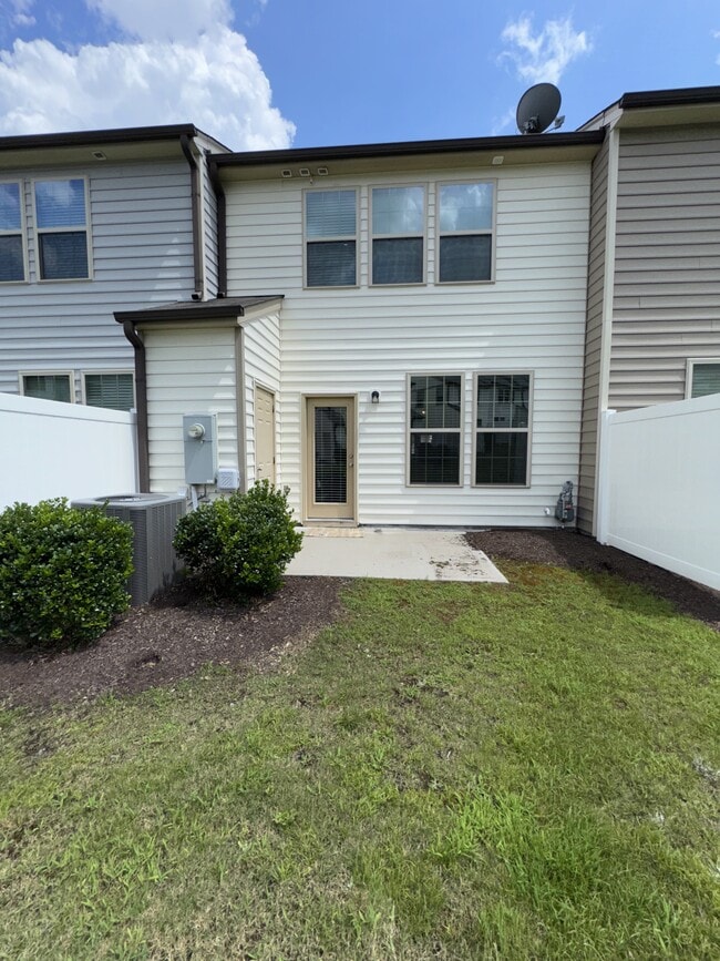 Building Photo - 218 Cross Blossom Rd