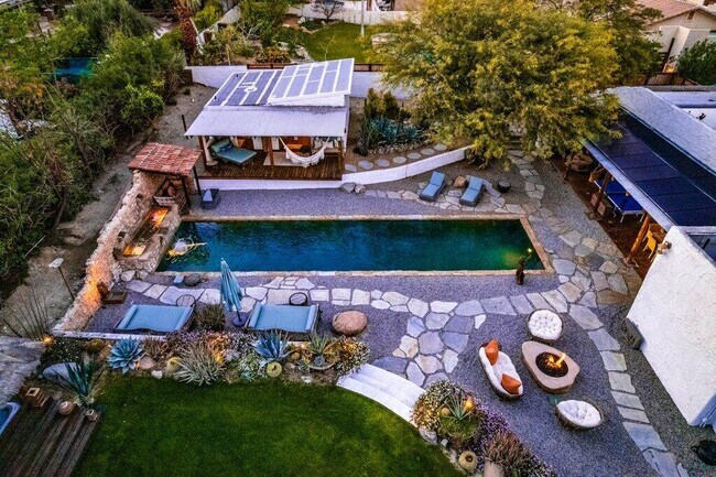 Building Photo - 71607 Sahara Rd